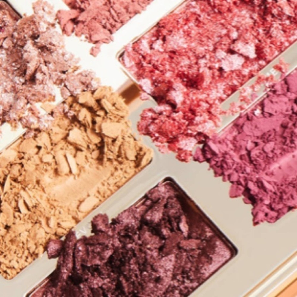 COMPLEX CULTURE Fresh Start Quad Eyeshadow Palette - Picture 3 of 9
